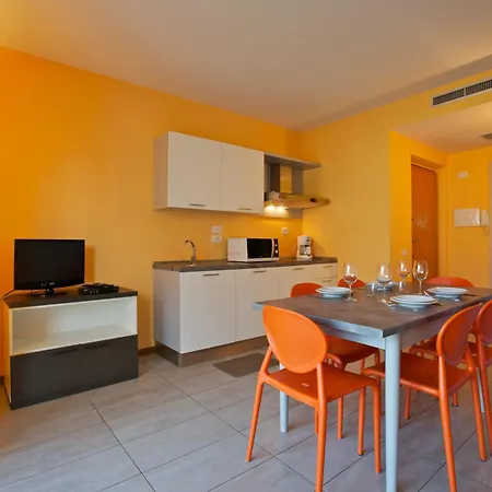Marenca Aparthotel 4*